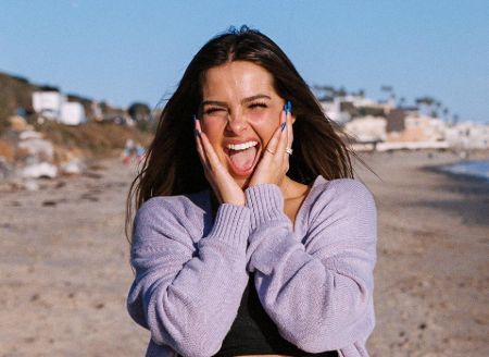 Addison released her first song 'Obsessed' in 2021.